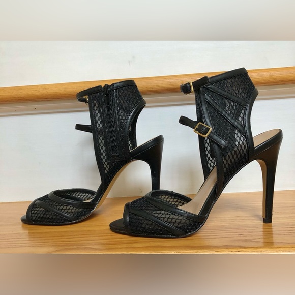 SAKS FIFTH AVENUE WOMENS SHOES SIZE 7 M GENUINE LEATHER 4" HEELS, BLACK, ZIPPER - Picture 5 of 12